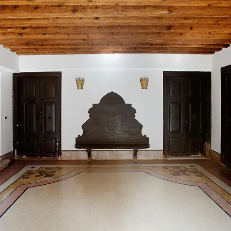 Apartment Ca Lezze Bell'appartamento Nel Cuore Di